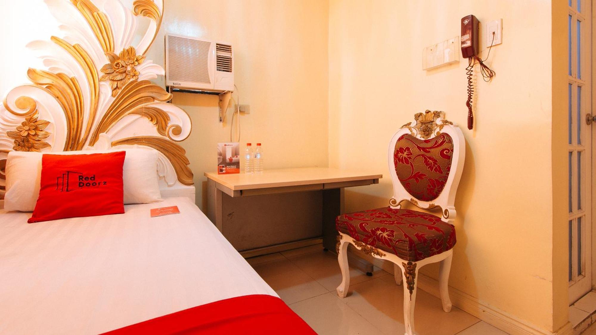 Reddoorz At Manila Venetian Hotel Экстерьер фото