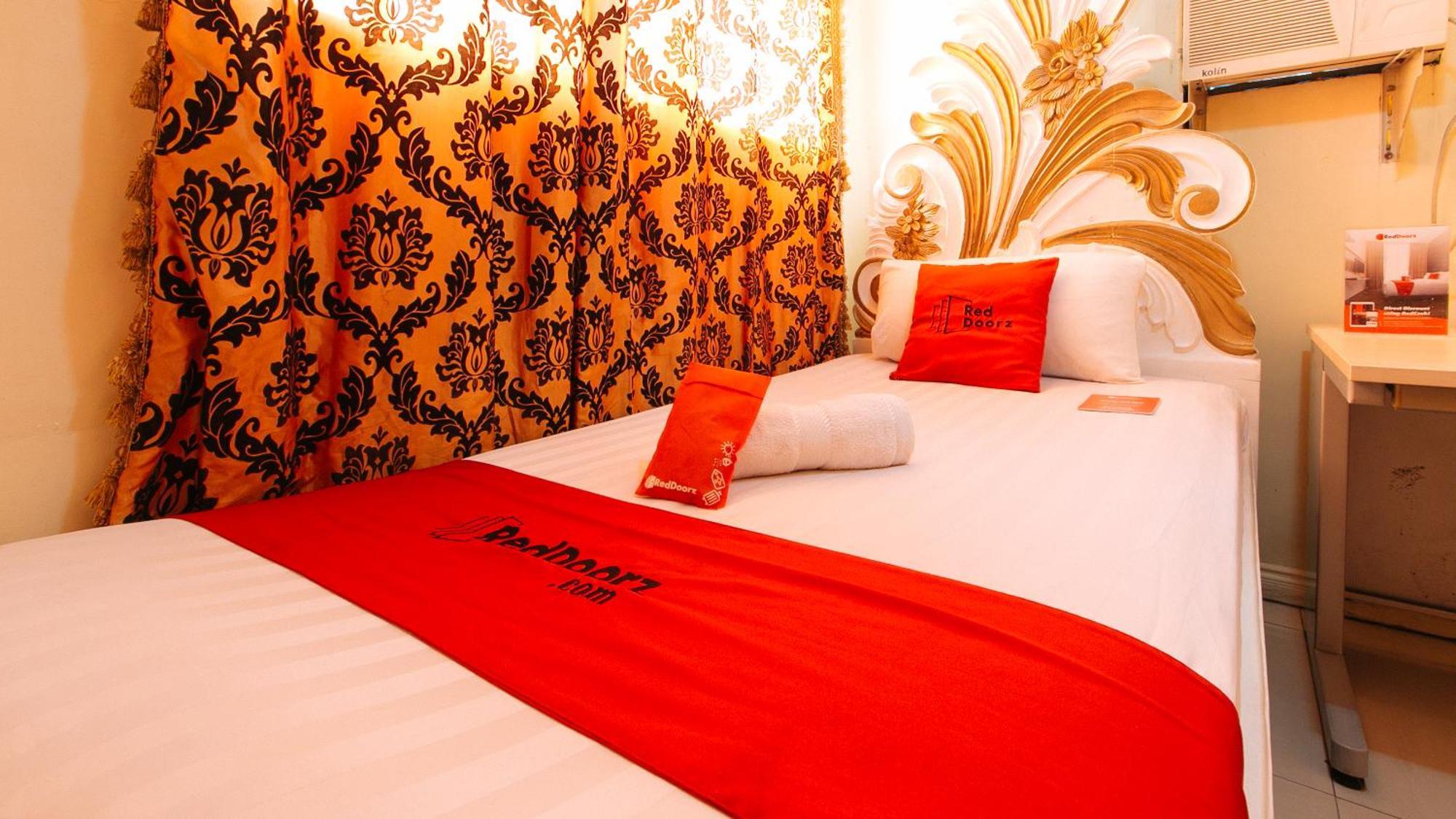 Reddoorz At Manila Venetian Hotel Экстерьер фото